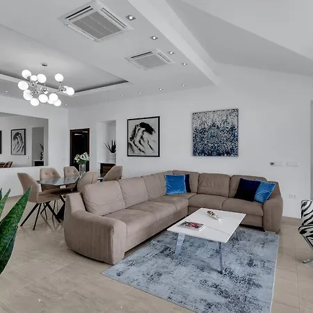 Apartment Star *