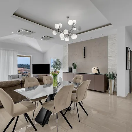 Star * Makarska