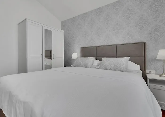Star Apartament *